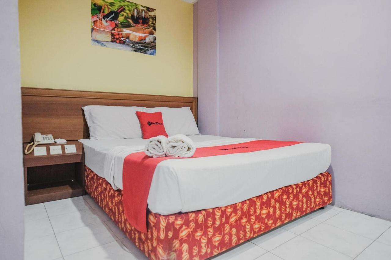 Reddoorz Near Nagoya Hill Mall Batam 5 מראה חיצוני תמונה